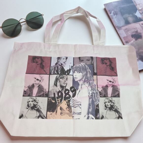 Taylor Swift New Eras Tour canvas tote & makeup bag set - Picture 9 of 10